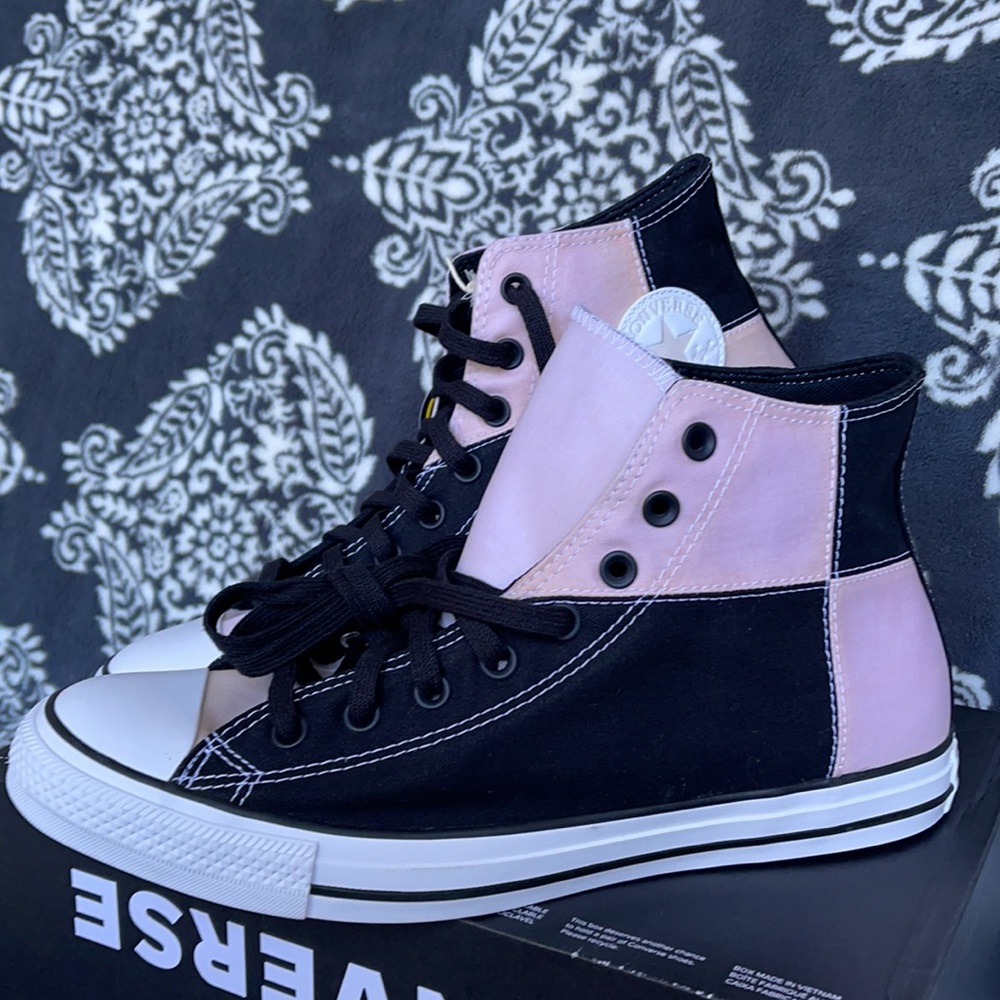 Converse Chuck Taylor All Star Hi Black/Magenta/White MEN`S - Picture 8 of 16